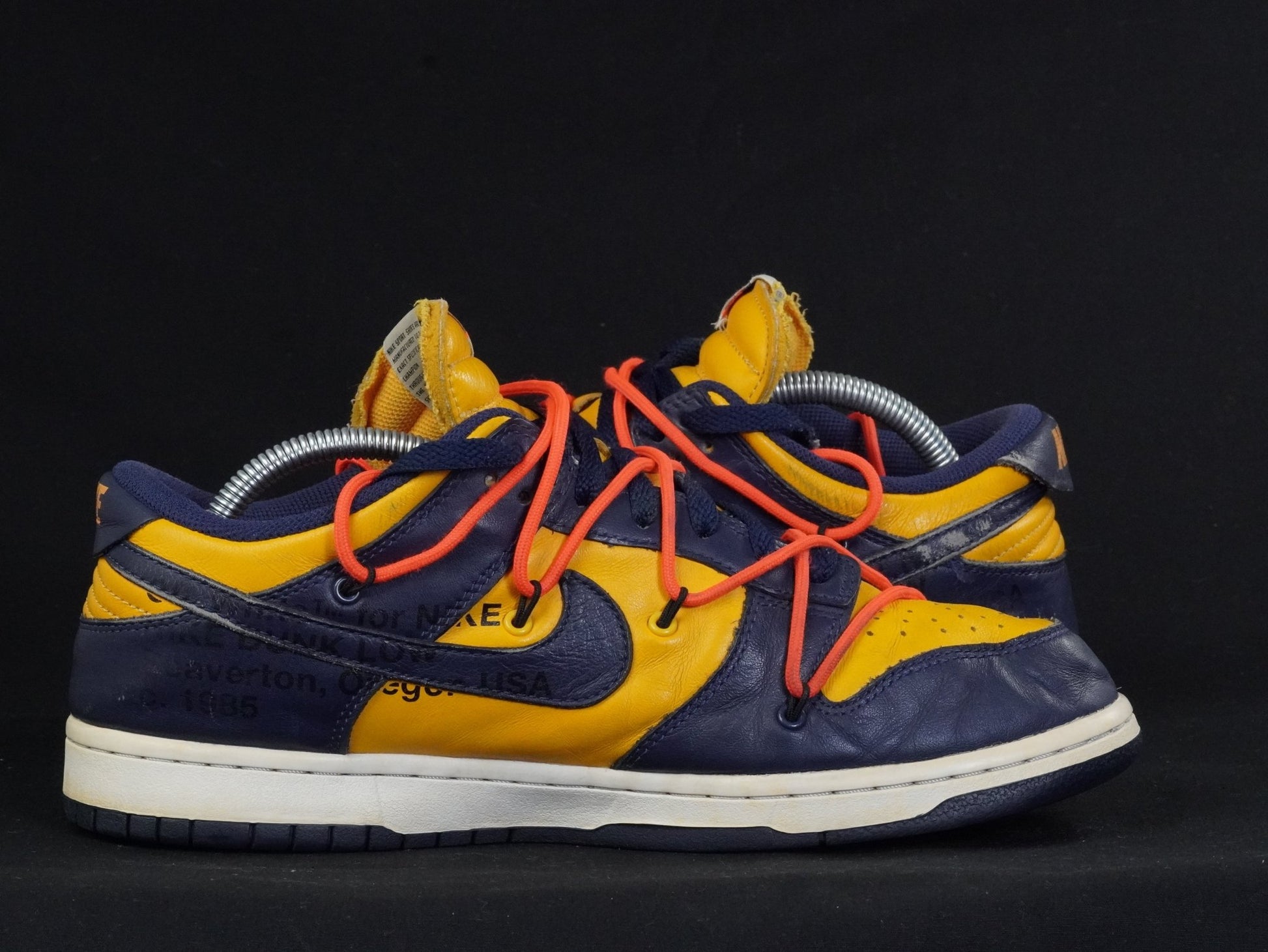 Használt Dunk Low Michigan - Steals.hu Buy Sell Trade Sneakers