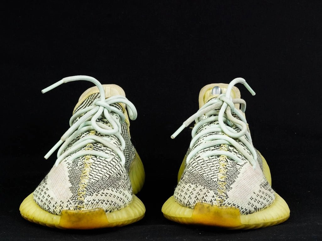 Használt Yeezy 350 Yeezyrel - Steals.hu Buy Sell Trade Sneakers